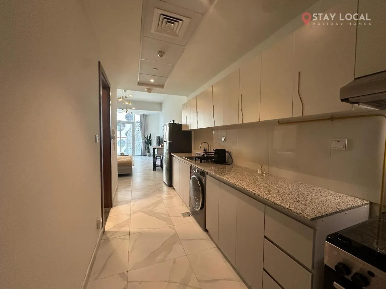 Uptown Getaway Charming Studio With Canal Burj & View Ντουμπάι Διαμέρισμα