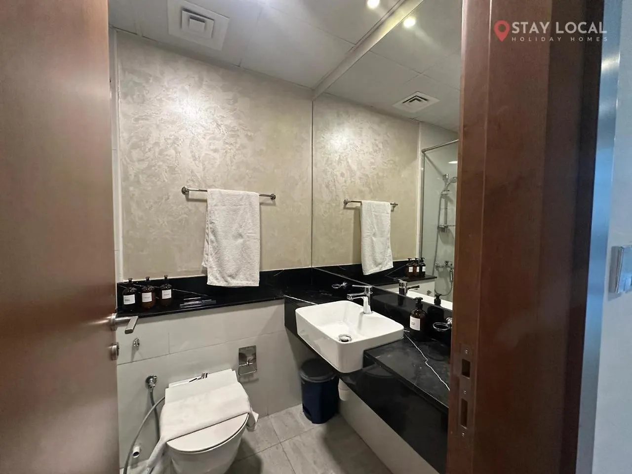 Uptown Getaway Charming Studio With Canal Burj & View Ντουμπάι Ηνωμένα Αραβικά Εμιράτα